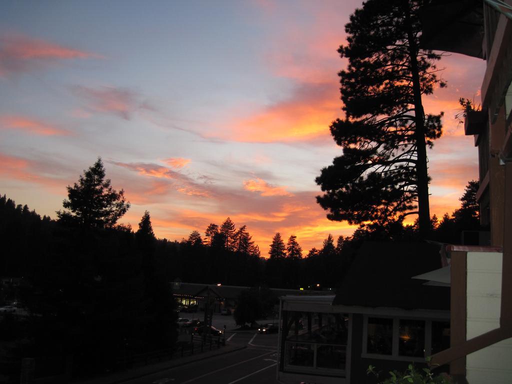 The North Shore Inn Crestline Exterior photo